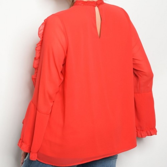 PLUS SIZE - CURVYLAST 1 RED TOP - Picture 2 of 4